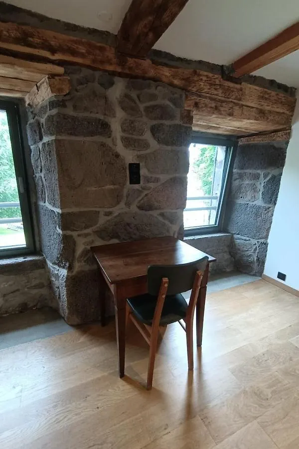 Gite Pour 9 Personnes Avec Jardin A Proximite Du Puy Mary Le Claux Villa